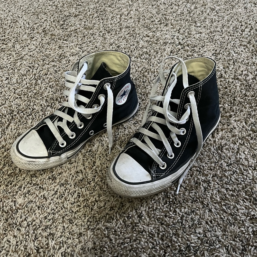 Black high top converse